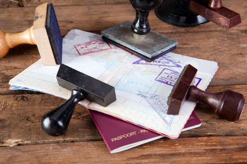 Extension of temporary residence and work permit: A guide for employers and employees in Montenegro